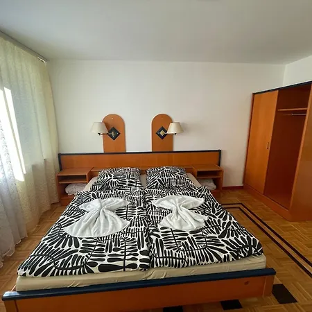 3 Bett 3 Appartamento